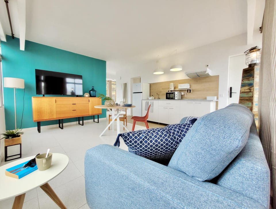 TV and multimedia, Living room, Dining area, kitchen