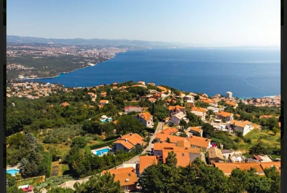 Apartman Bregi**** Apartment in Opatija