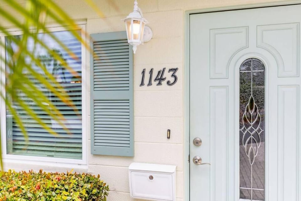 Siesta Villa Coralline - Charming Beach Villa on Siesta Key Villa in Siesta Beach