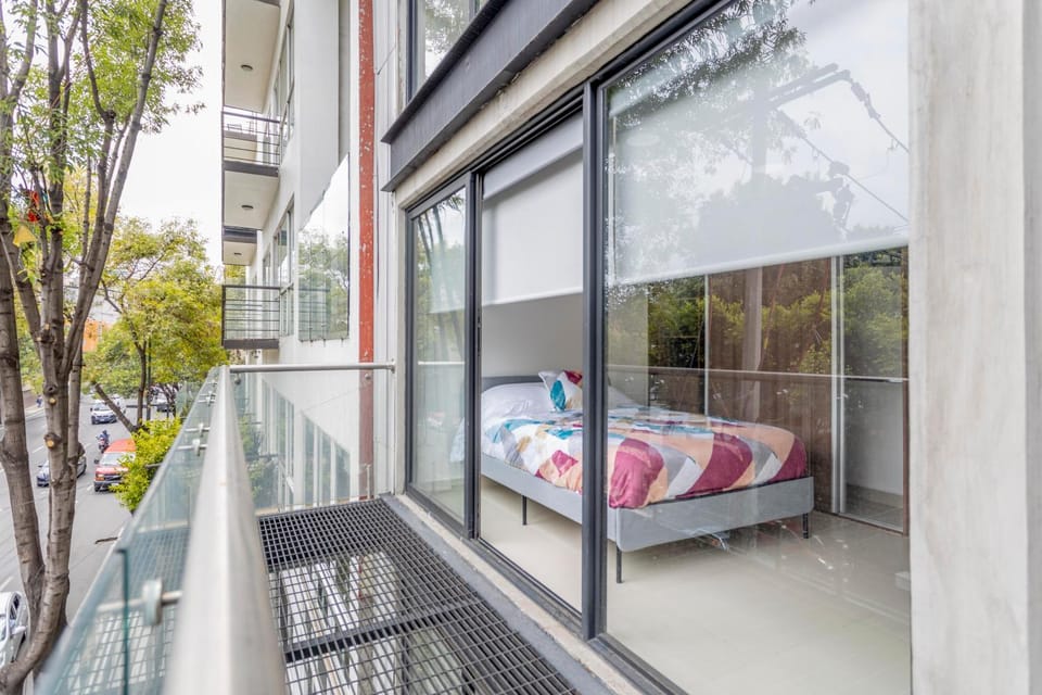 View (from property/room), Balcony/Terrace, Living room