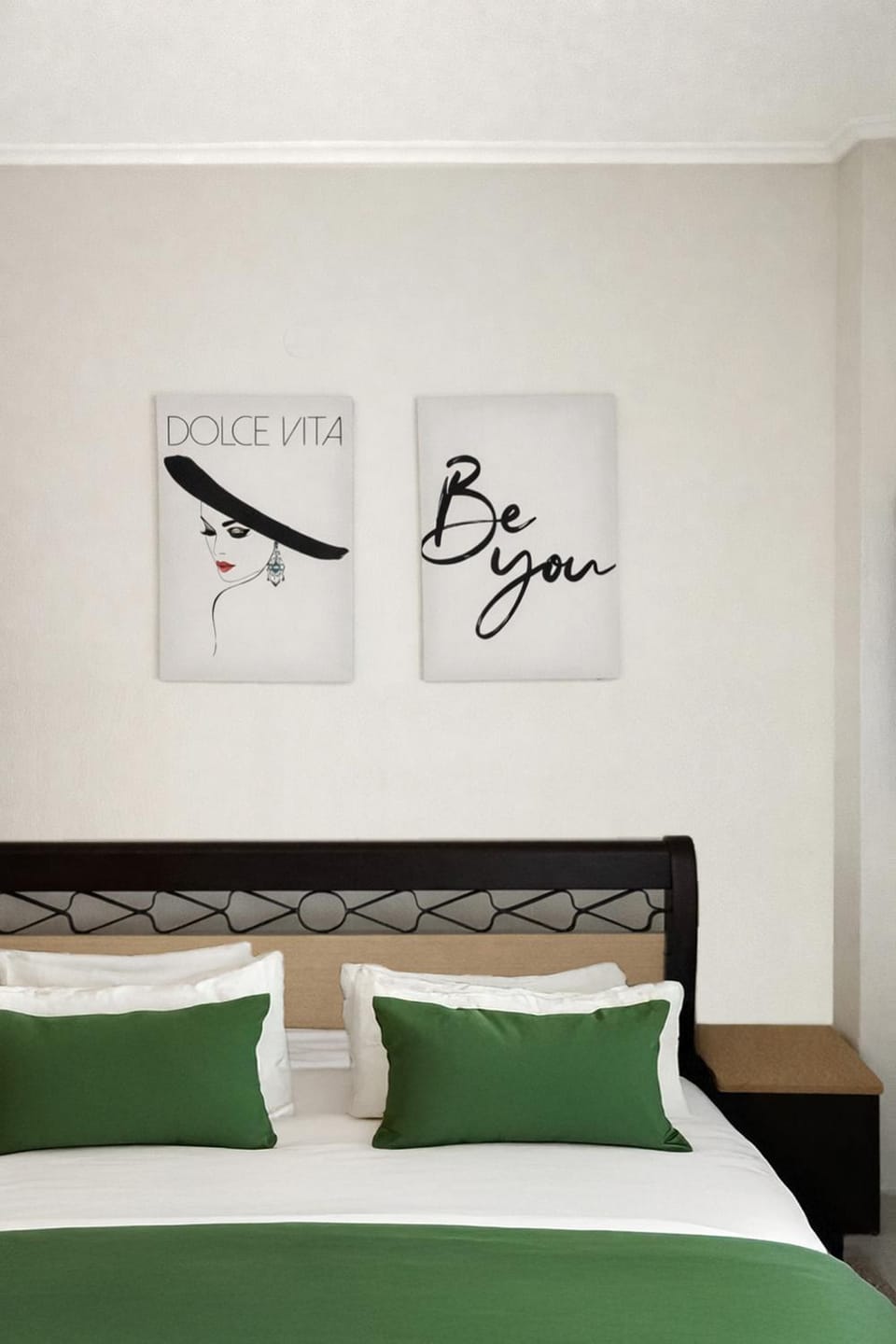 Bed, Bedroom, towels, towels, wardrobe