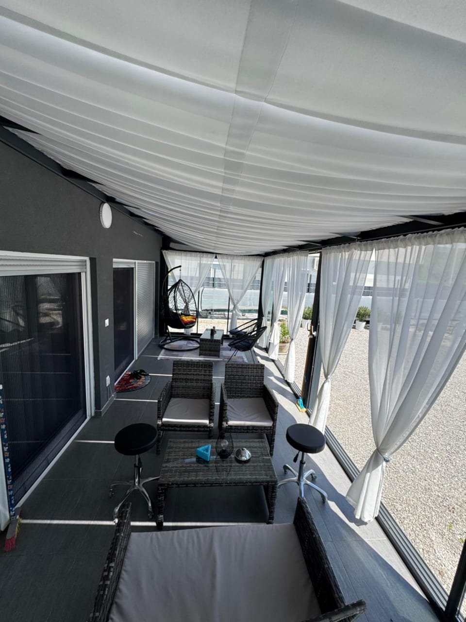 Seating area