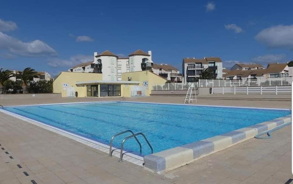Superbe appartement avec piscine Apartment in Le Barcarès