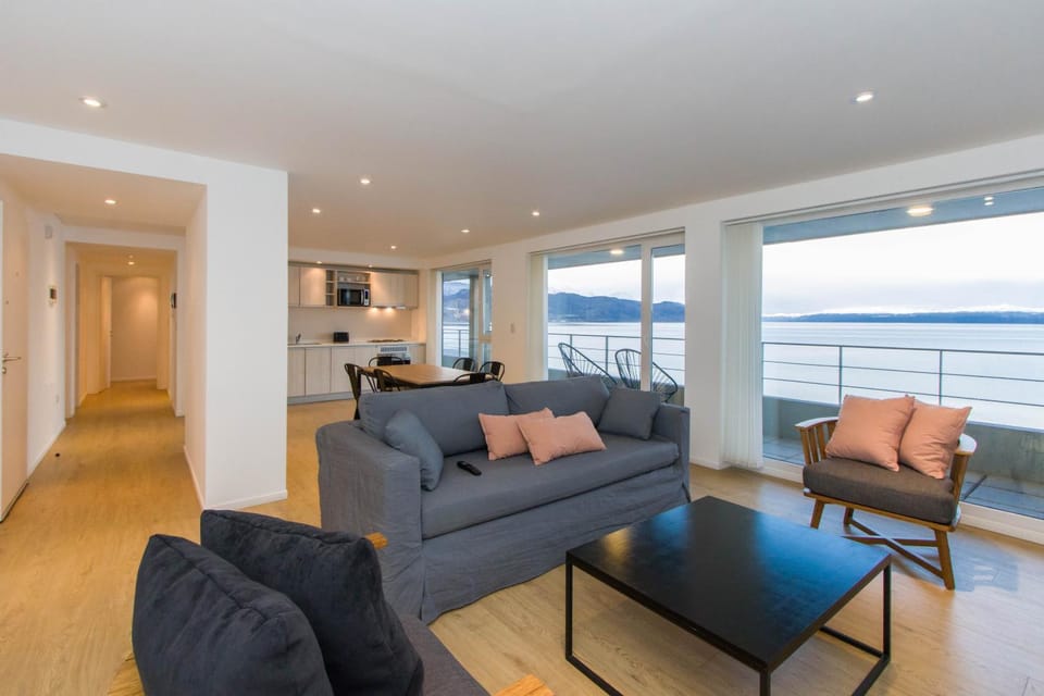 Living room, Sea view