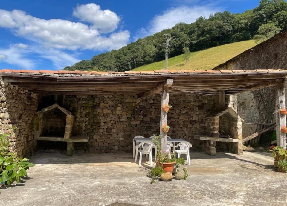 Lavieja Panadería 2 Casa rural con encanto Apartment in Cantabria
