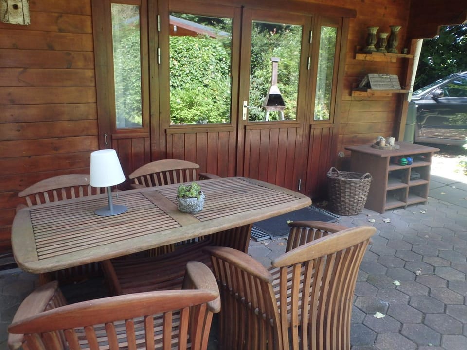 Property building, Patio, Day
