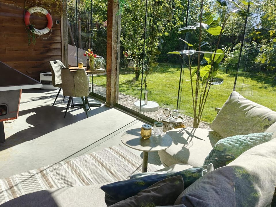 Living room, Seating area, Dining area, Garden view