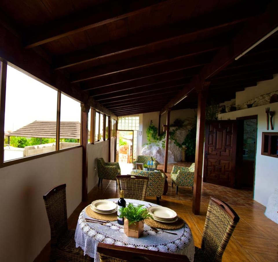 Casa Cueva La Herencia House in Abona