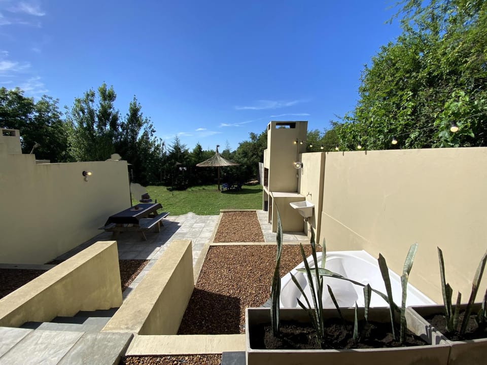 Garden, Swimming pool