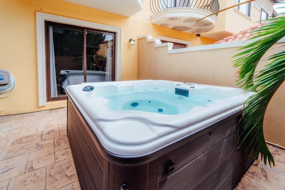 The best house in gold coast 4 bedrooms House in Noord