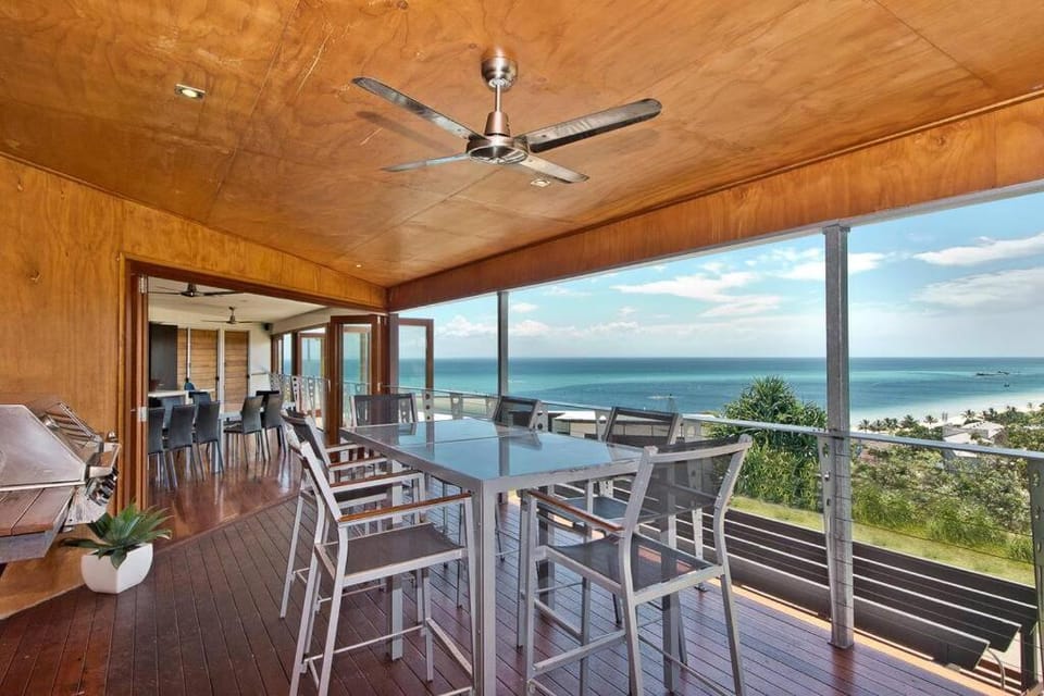 Patio, Sea view