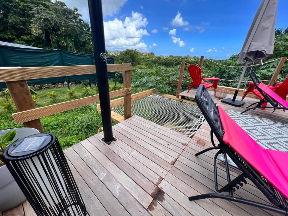 Patio, Spring, Day, Natural landscape, Garden, View (from property/room), Dining area, Garden view