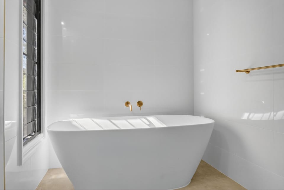 Bathroom, Bath
