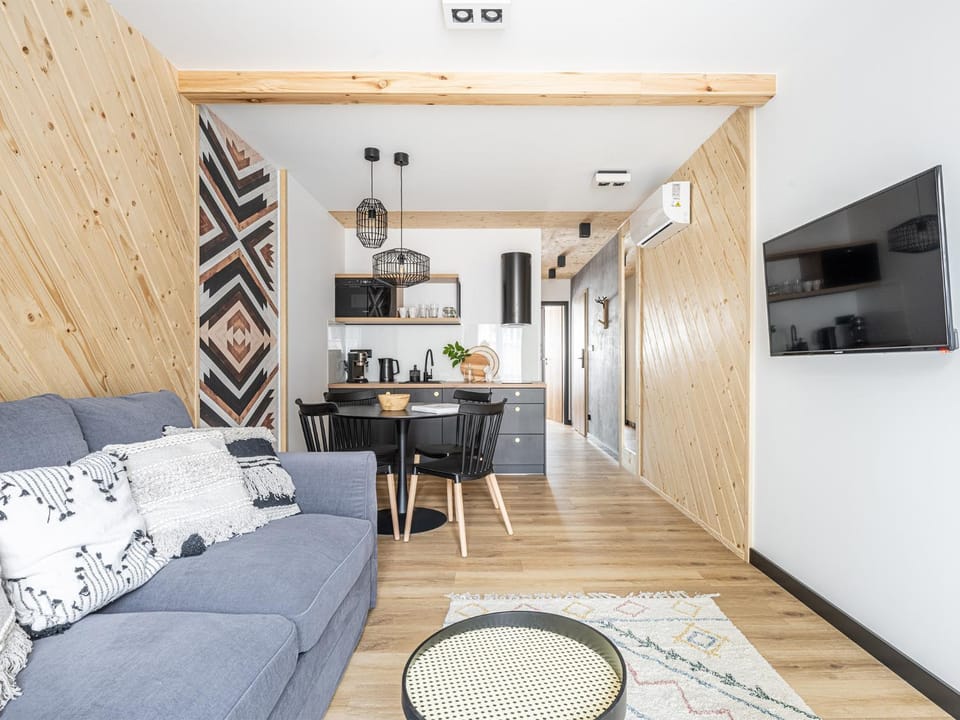 Kitchen or kitchenette, Living room