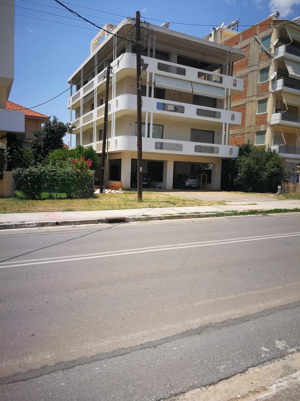 Property building, Street view