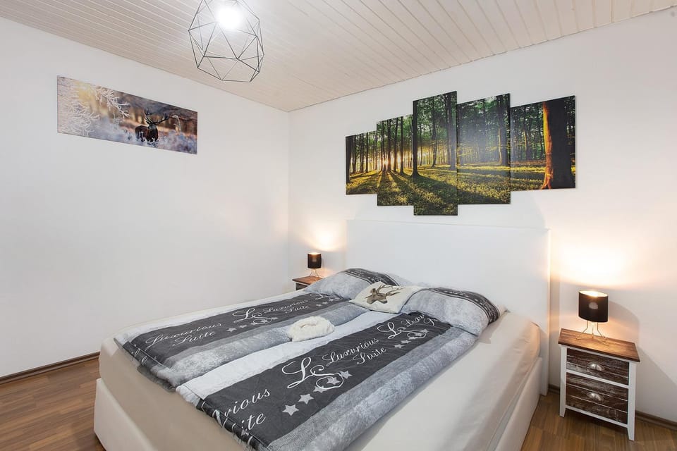 Living room, Bedroom