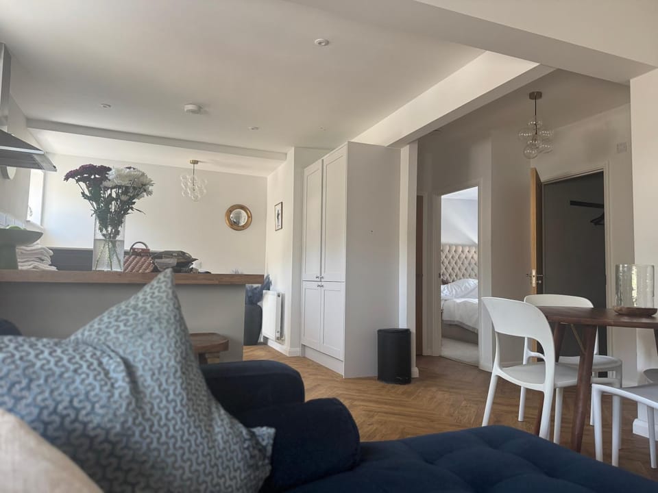 Three Acorns Court Apartment in Dover District