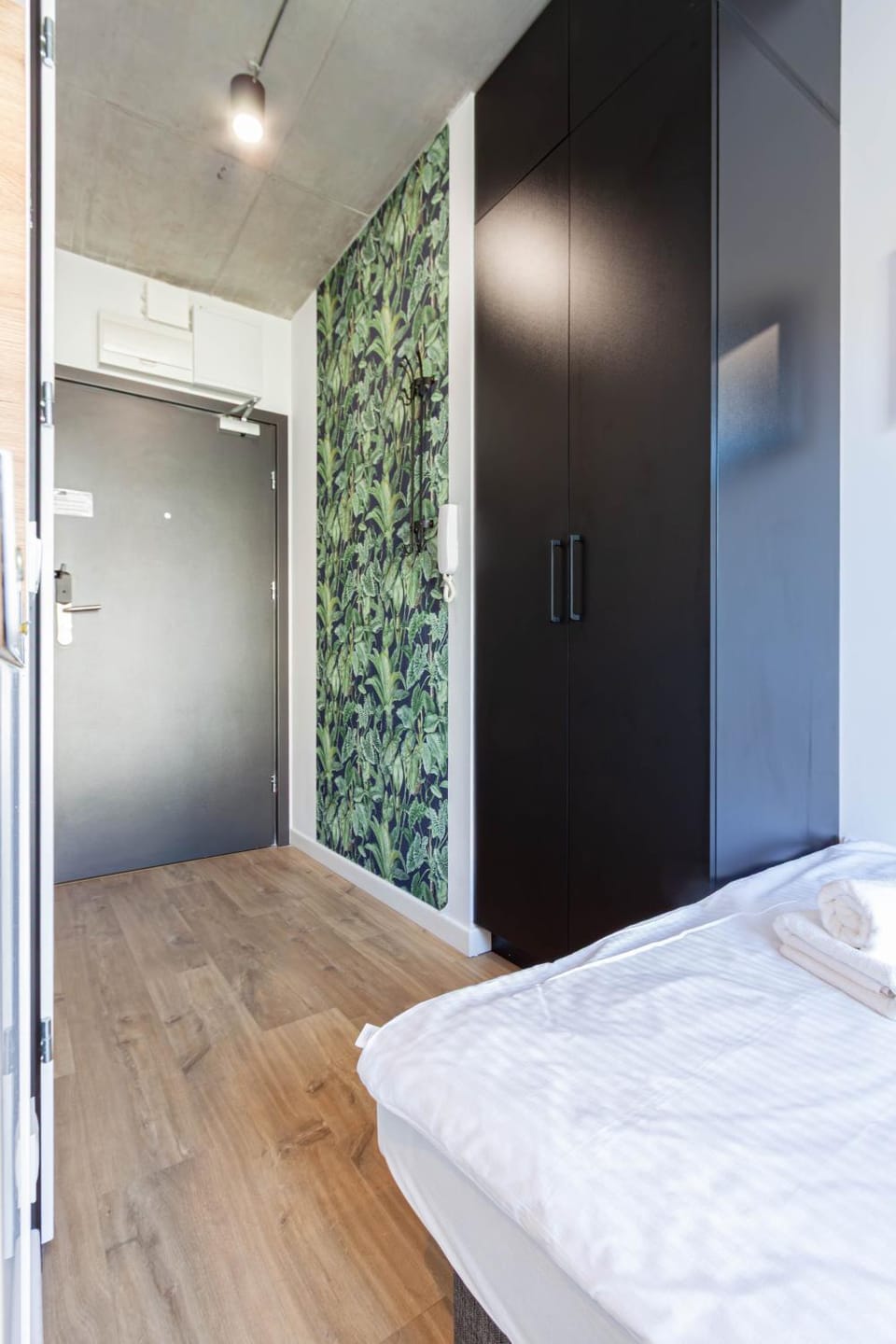 Bed, Bedroom, wardrobe