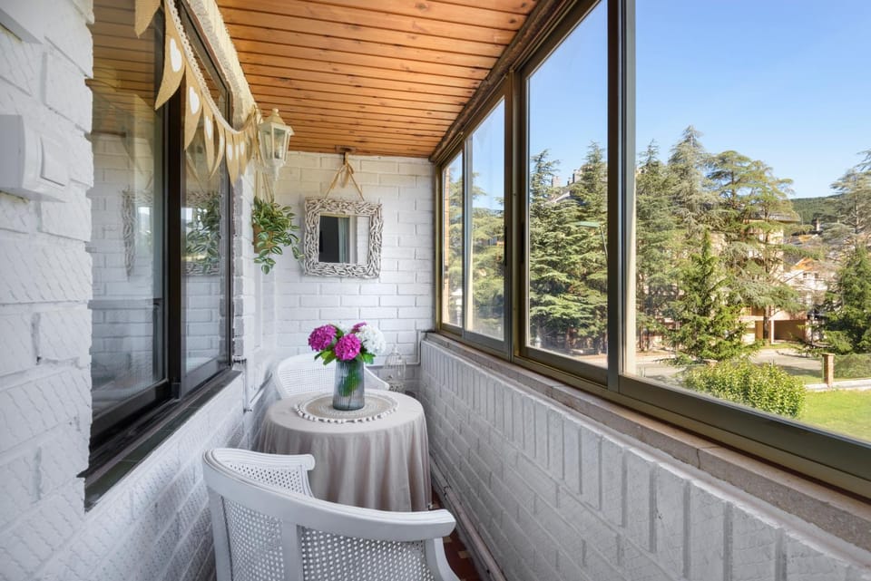 Day, Garden, View (from property/room), Balcony/Terrace, Seating area, Garden view