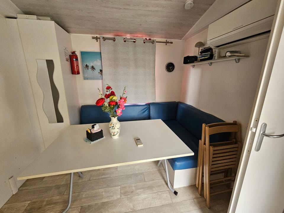 Mobilhome 6 pers avec Clim Campground/ 
RV Resort in Royan