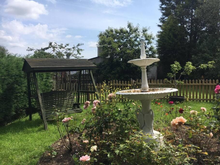 The Jewel in the Crown, countryside escape Apartment in Staffordshire Moorlands District