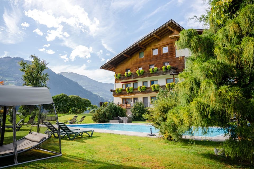 Property building, Garden, Garden view, Pool view