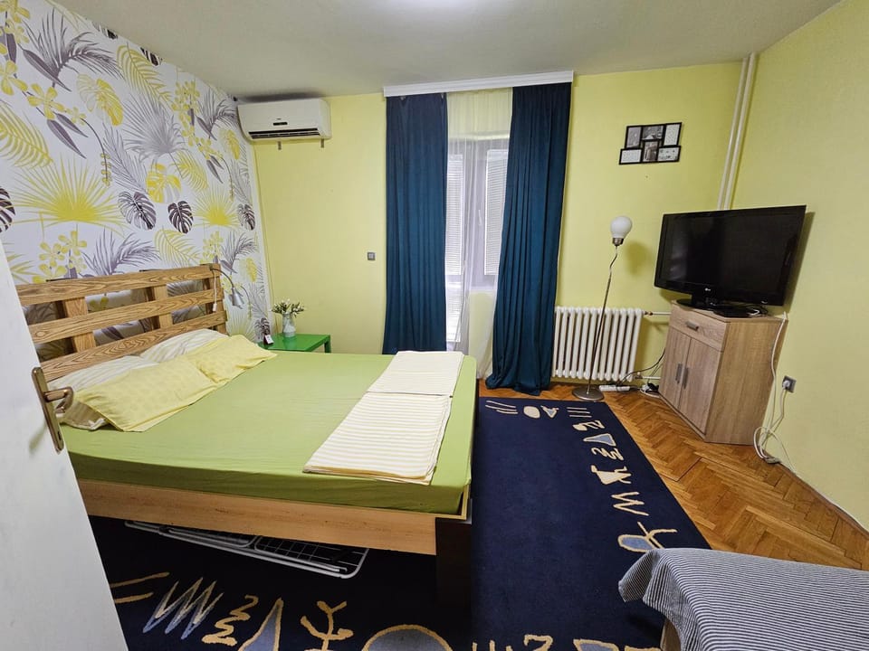 Apartman Yellow House Apartment in Novi Sad