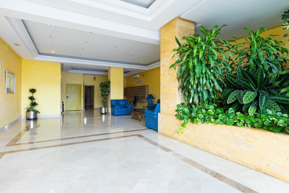 Facade/entrance, Lobby or reception