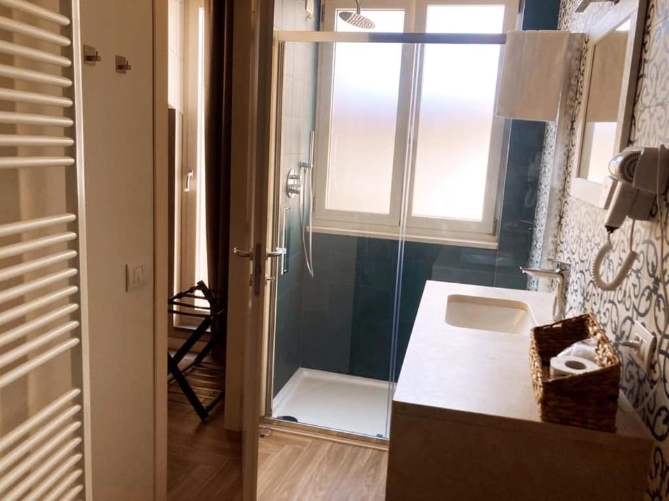 Gatto Bianco Rooms 42 Bed and Breakfast in Bergamo