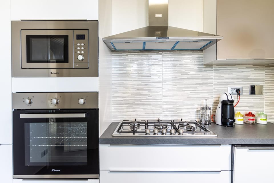 Coffee/tea facilities, Kitchen or kitchenette