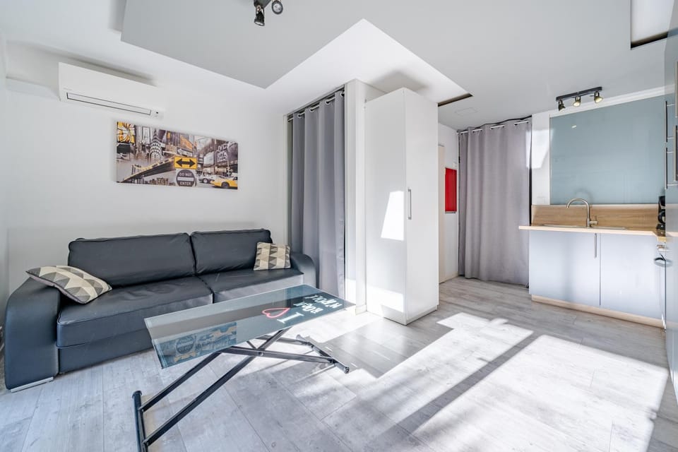 Charmant studio Apartment in Cagnes-sur-Mer