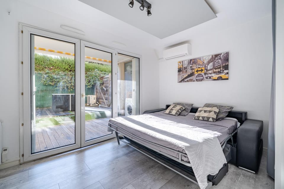 Charmant studio Apartment in Cagnes-sur-Mer