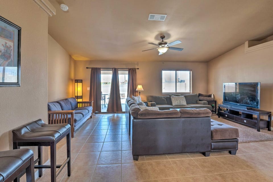 5 Mi to Beach & Marina: Lake Havasu Getaway! House in Lake Havasu City