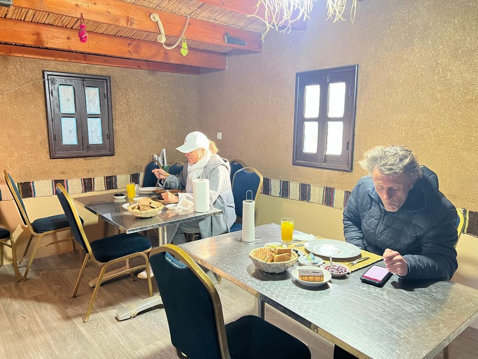 Café restaurante shelter calm life Resort in Morocco