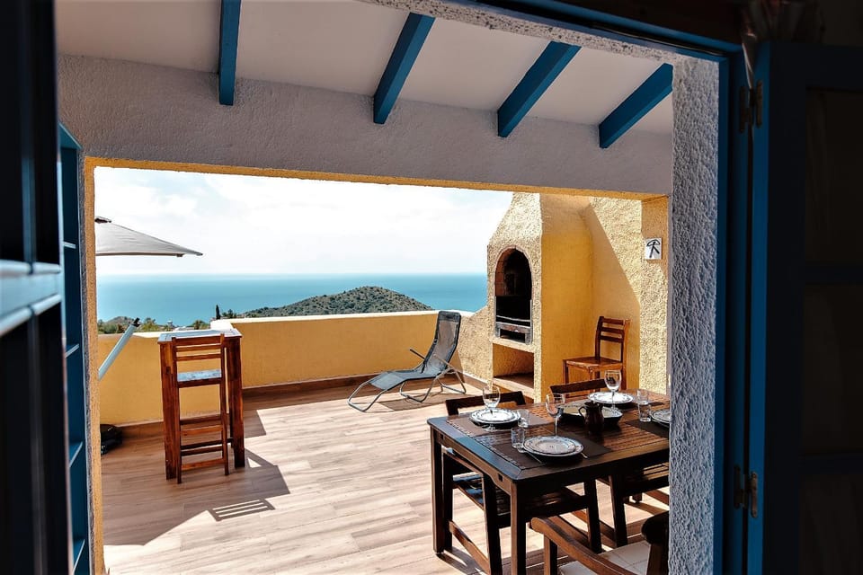 BBQ facilities, Balcony/Terrace, Balcony/Terrace, Mountain view, Sea view
