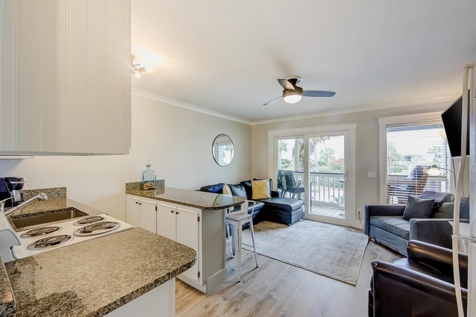 Sea Cabin 121-B Cabin in Isle of Palms