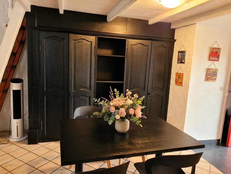 Appartement 2 minutes de la mer Nice vieille ville Apartment in Nice
