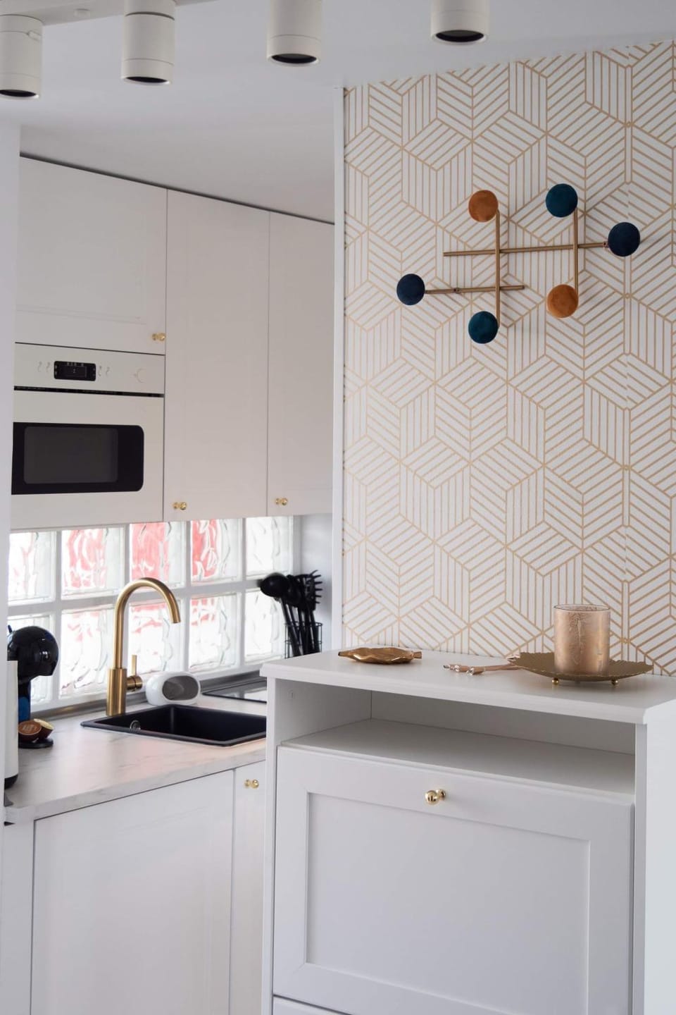 Kitchen or kitchenette, Lobby or reception