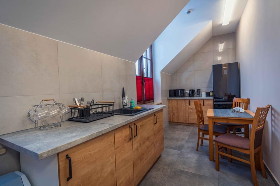 Kitchen or kitchenette, Kitchen or kitchenette