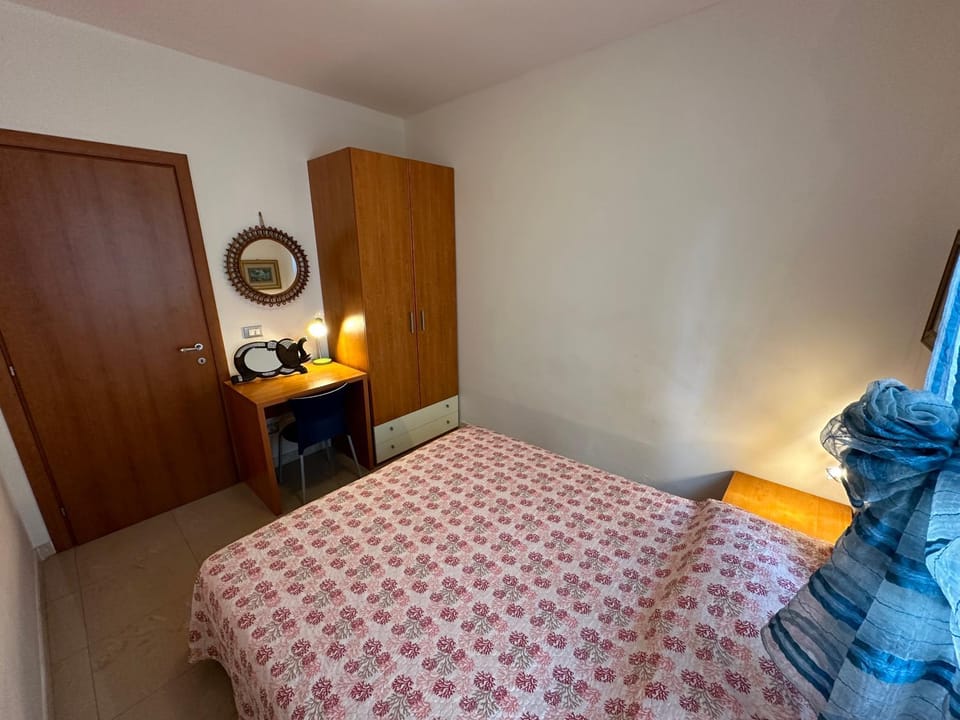 Bed, wardrobe