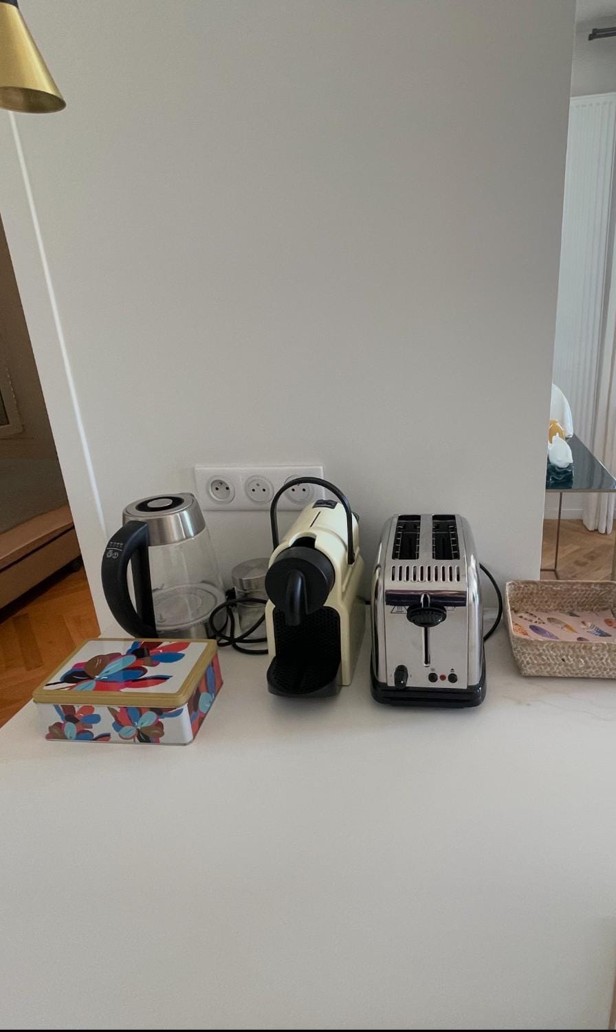Coffee/tea facilities