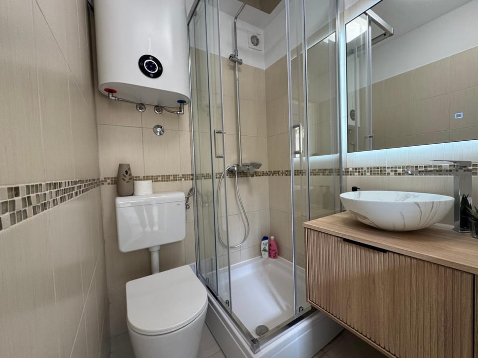 Shower, Bathroom