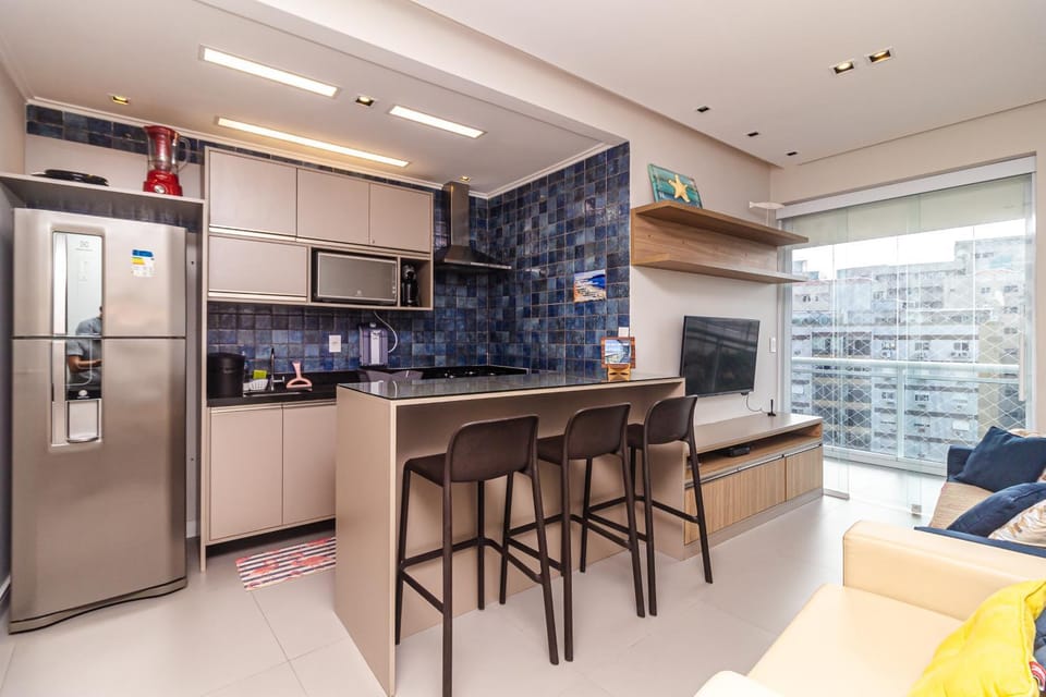 Kitchen or kitchenette, Dining area, oven, stove