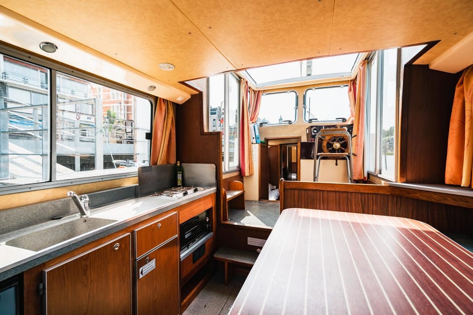 Living room, kitchen