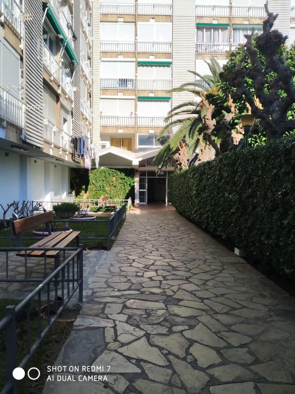 Facade/entrance