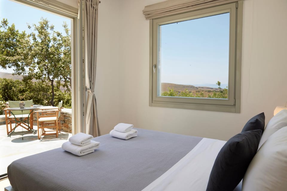 Bedroom, Sea view