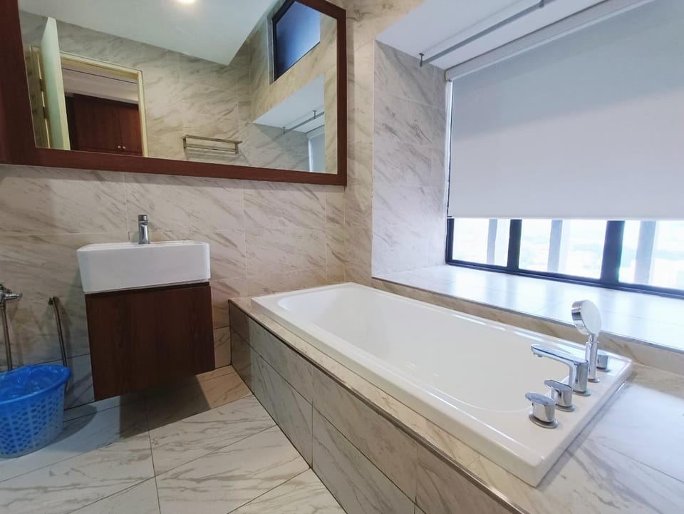 Bathroom, Bath