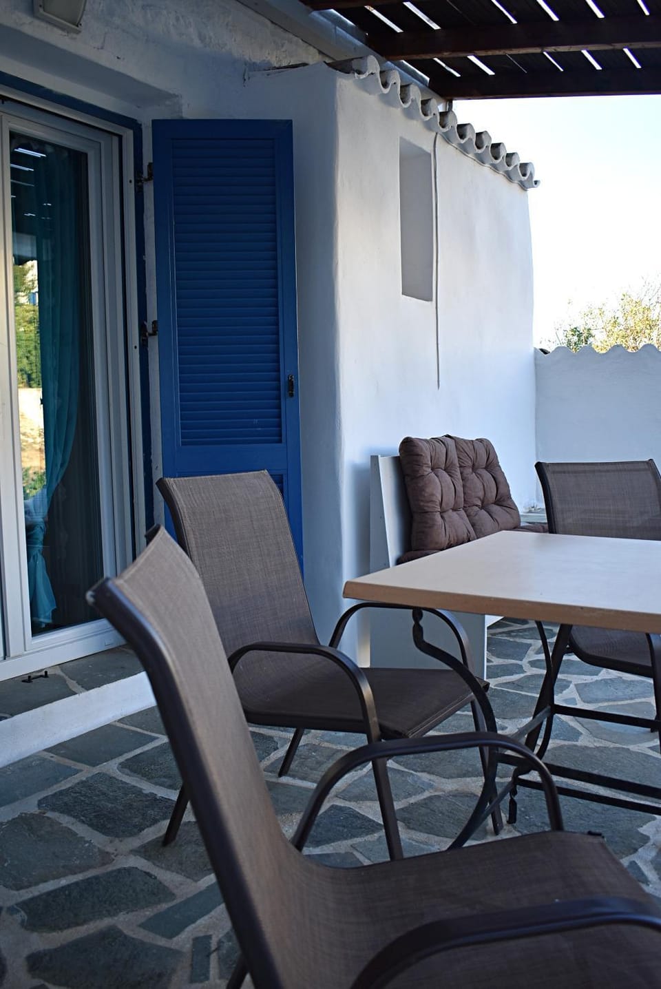 ΠΑΡΑΔΟΣΙΑΚΗ -ΧΩΡΙΑΤΙΚΗ ΚΑΤΟΙΚΙΑ ΜΕ ΑΥΛΗ House in Kea-Kythnos