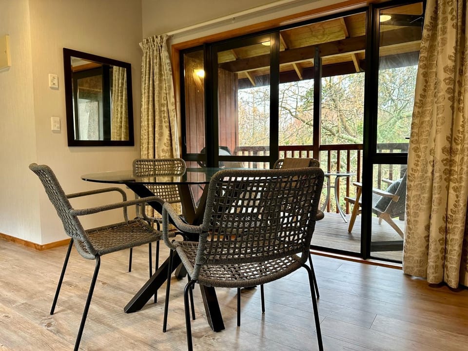 Balcony/Terrace, Dining area