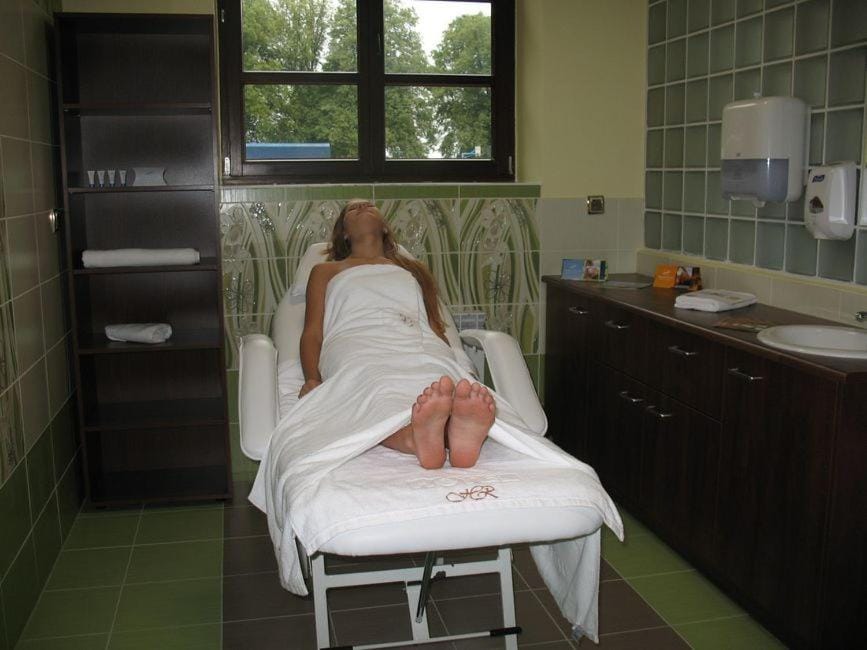 Massage, Spa and wellness centre/facilities